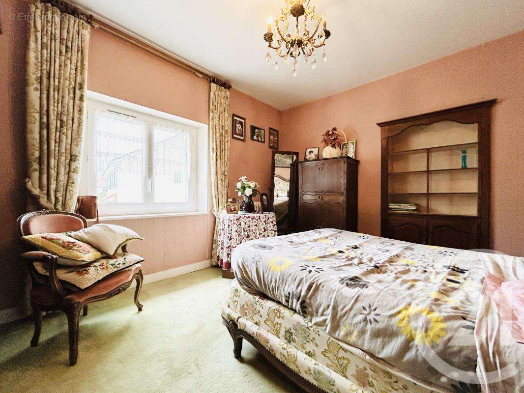 Maison à COUZEIX