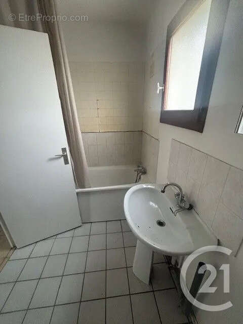 Appartement à MOUSSY-LE-VIEUX