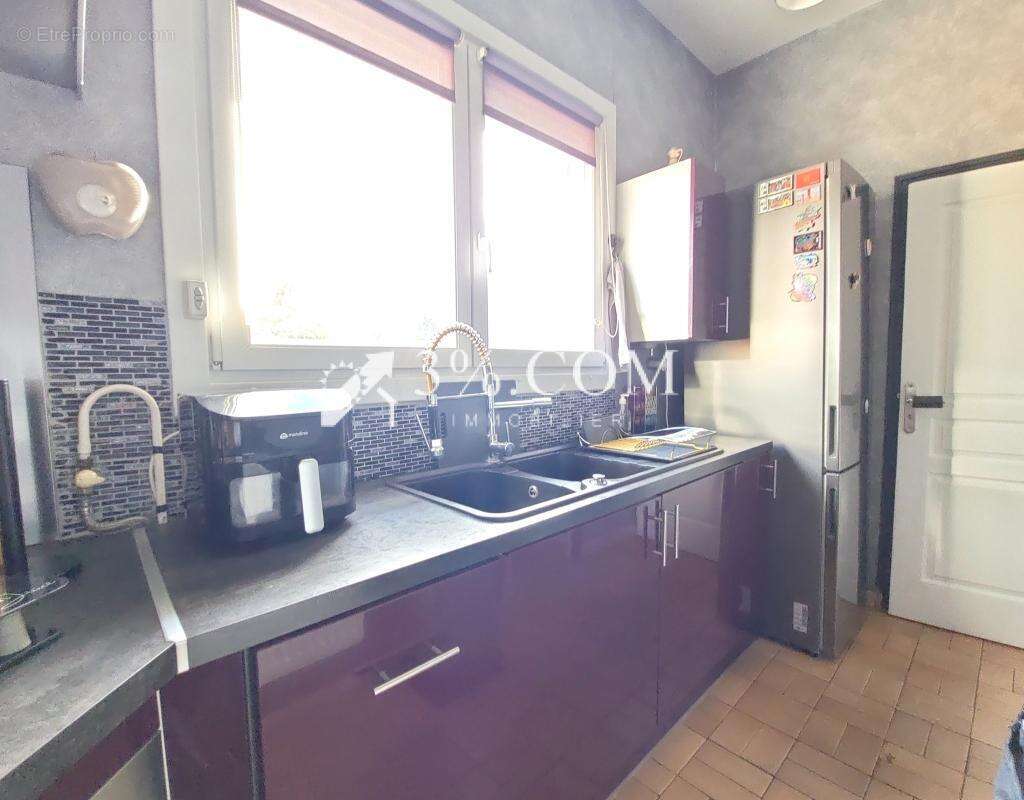 Maison à LA CHAPELLE-D&#039;ARMENTIERES