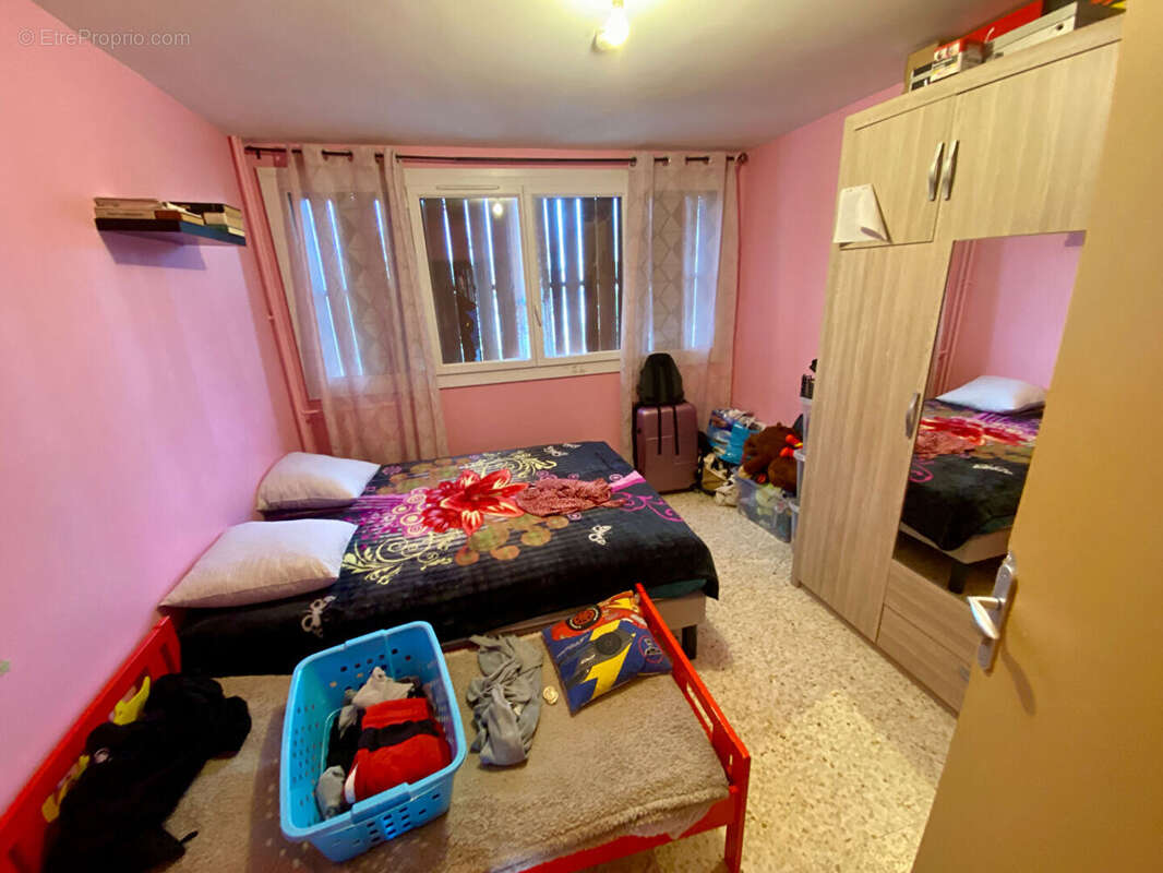 Appartement à MARSEILLE-15E