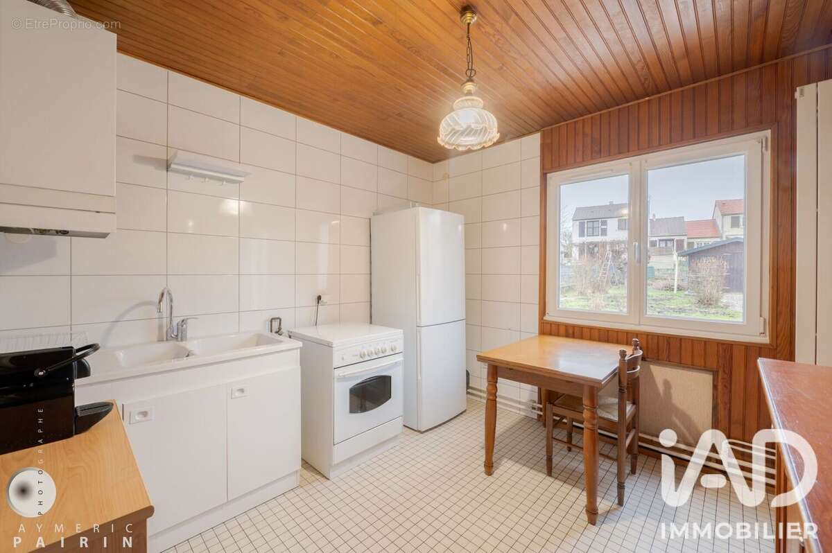 Maison 136 m² à Peltre  - photo 6