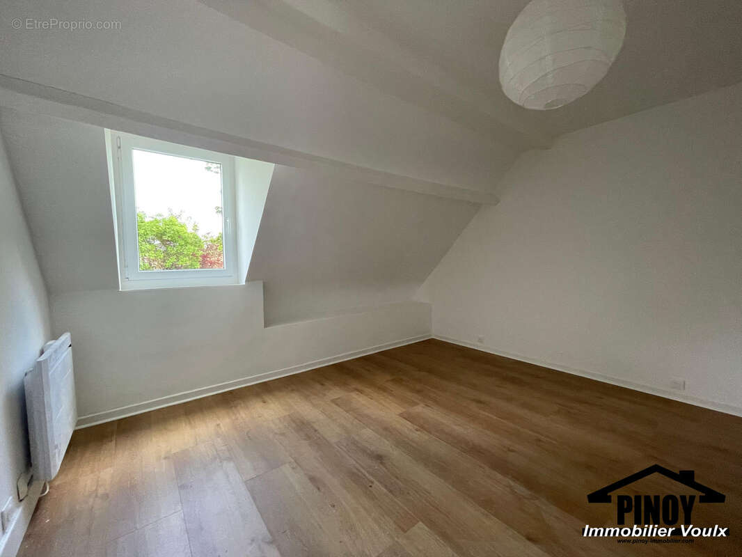 Maison à VOULX