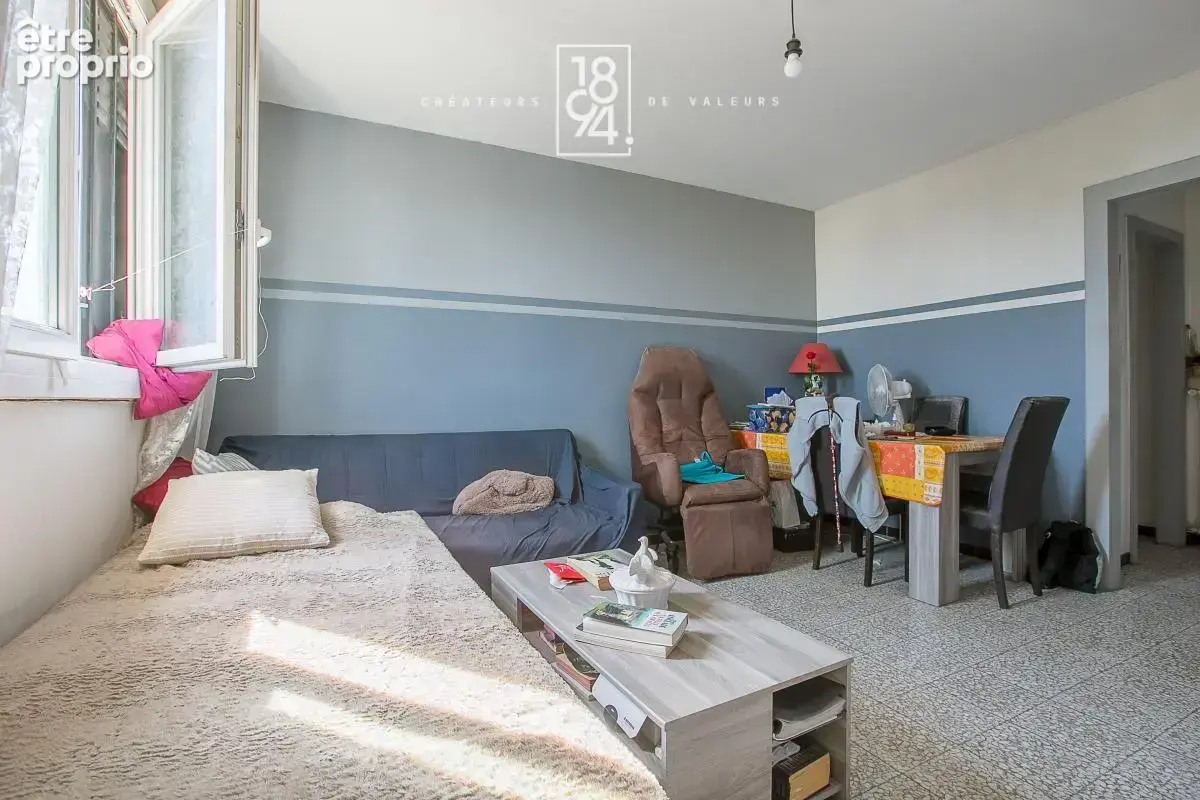Appartement traversant t2 loue 47m2 loggia cave les sauges 13170 les pennes mirabeau - photo 3