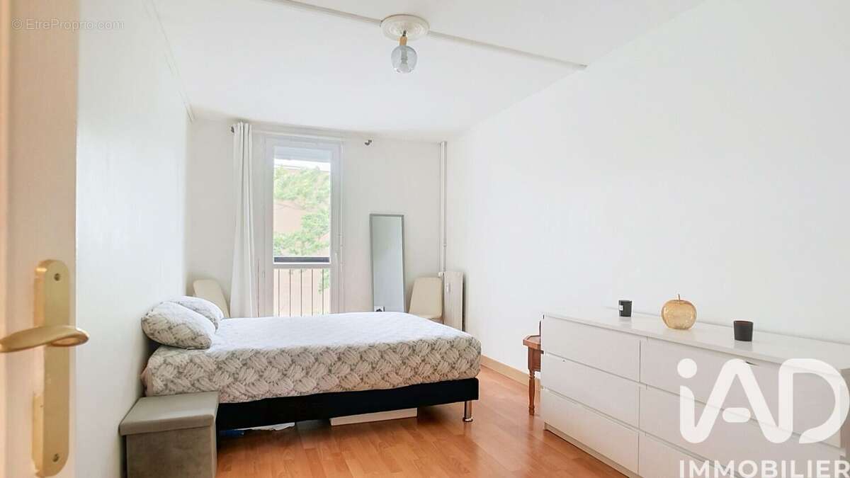 Photo 8 - Appartement à ARGENTEUIL