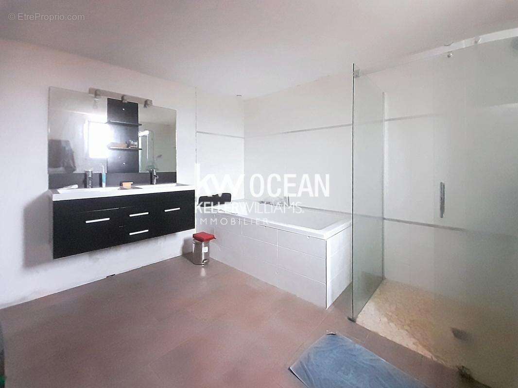 Maison à PLOUDALMEZEAU