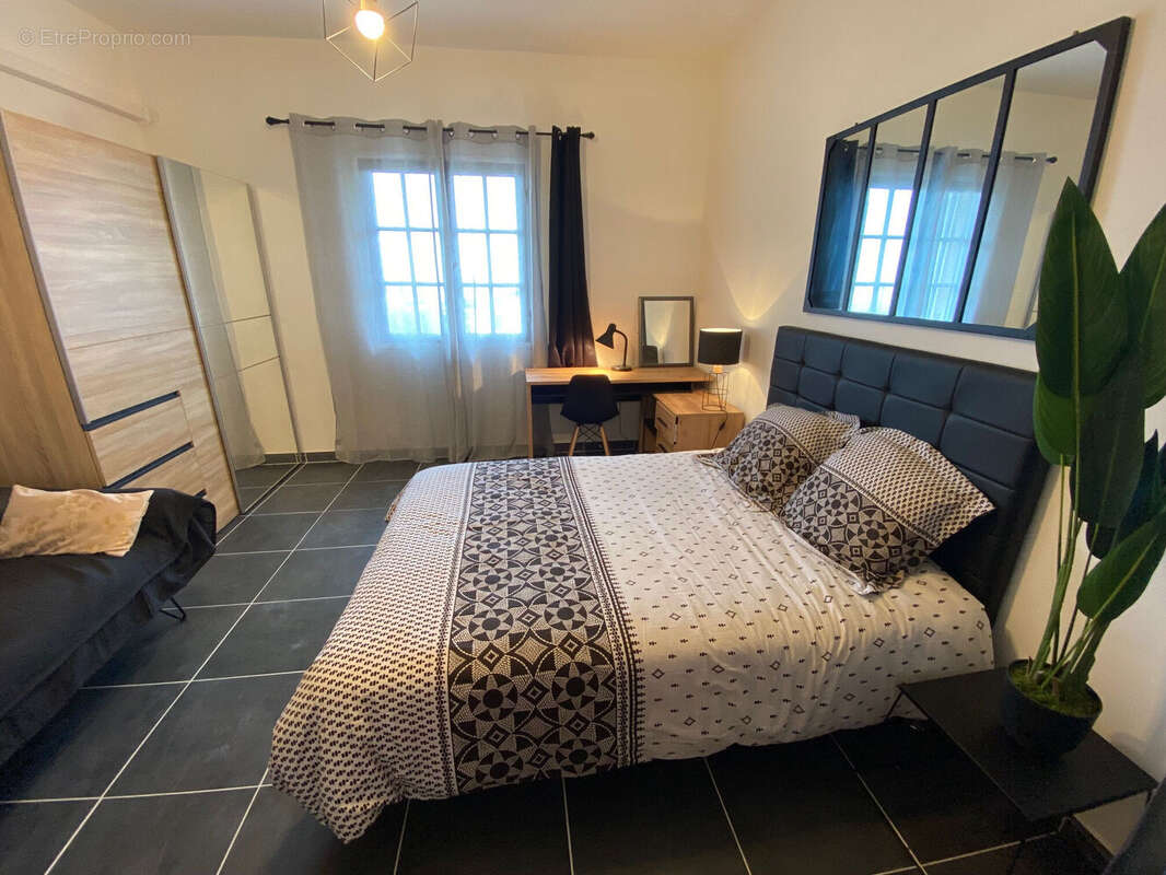 Photo 9 - Appartement à SAINT-DENIS