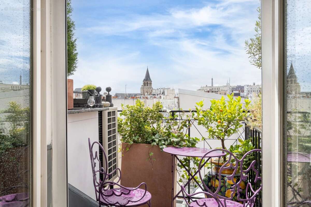 Appartement à PARIS-6E