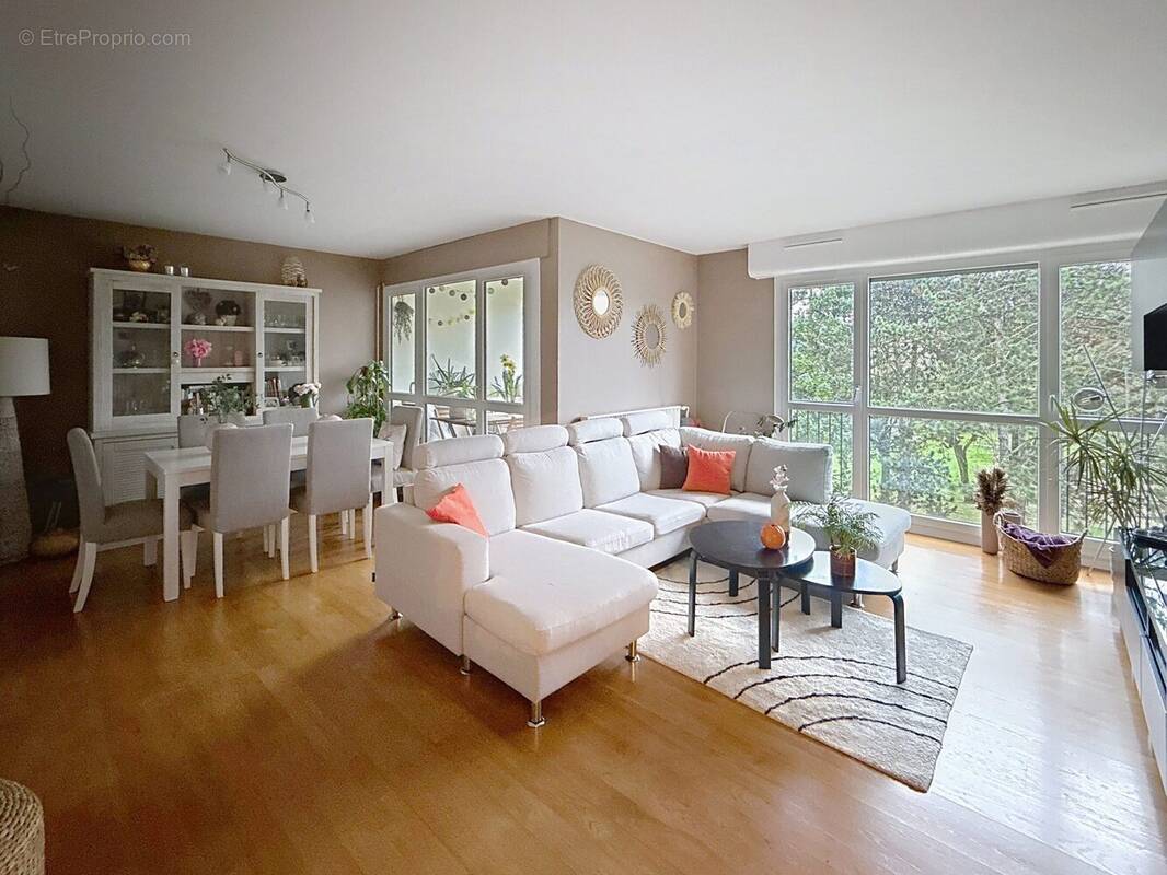 Appartement à CHENNEVIERES-SUR-MARNE