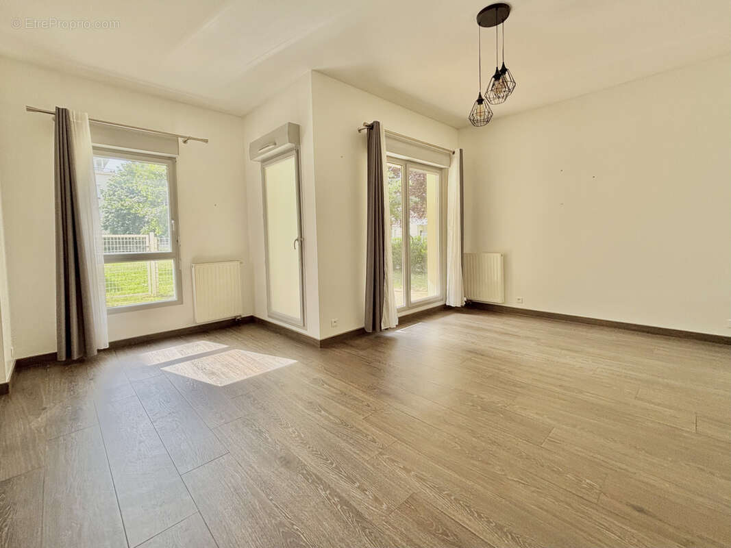 Appartement à LA RICHE