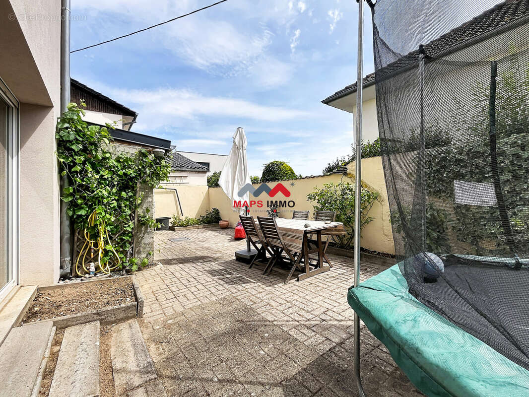Maison 4 pièces avec cour intérieure - photo 11