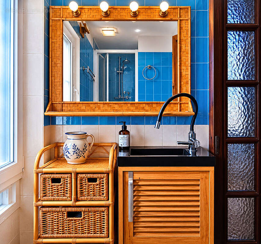 Appartement à MARSEILLE-5E