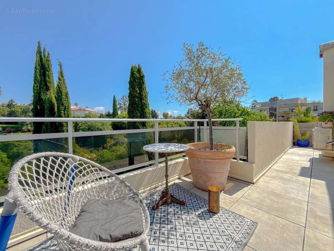 Appartement à NICE