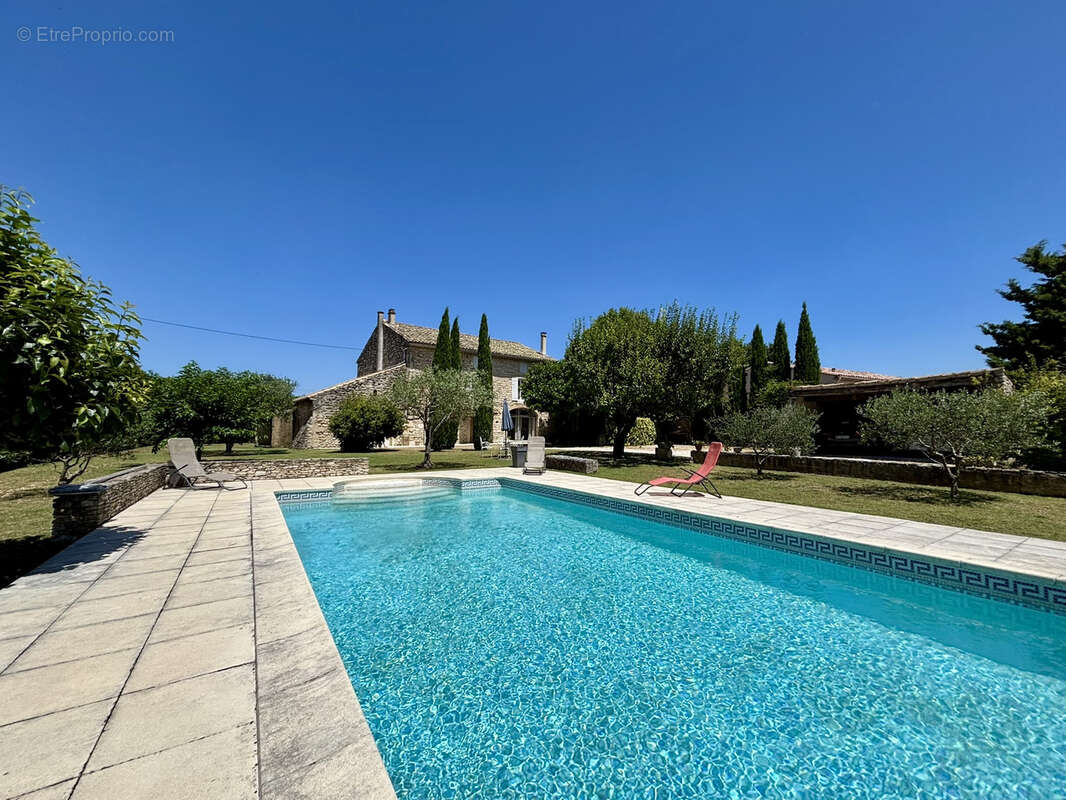 Maison à GRIGNAN