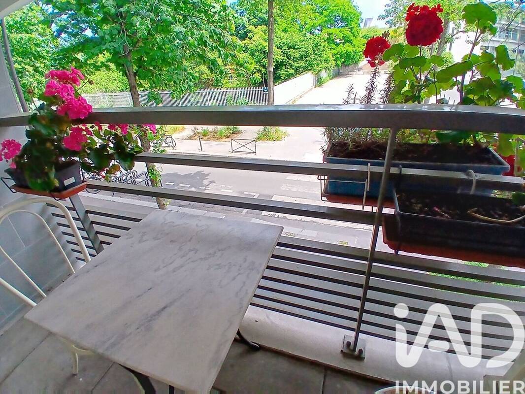 Photo 1 - Appartement à PARIS-19E