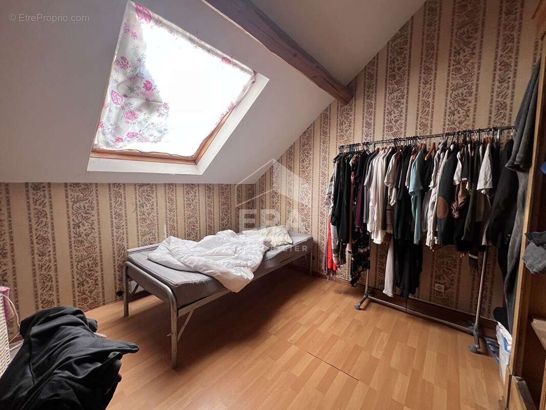 Autre à JUMEAUVILLE