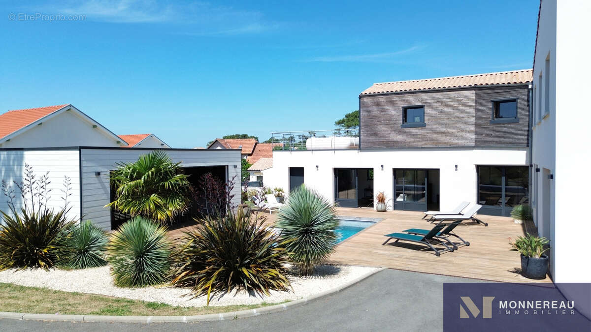 Maison à SAINT-PALAIS-SUR-MER