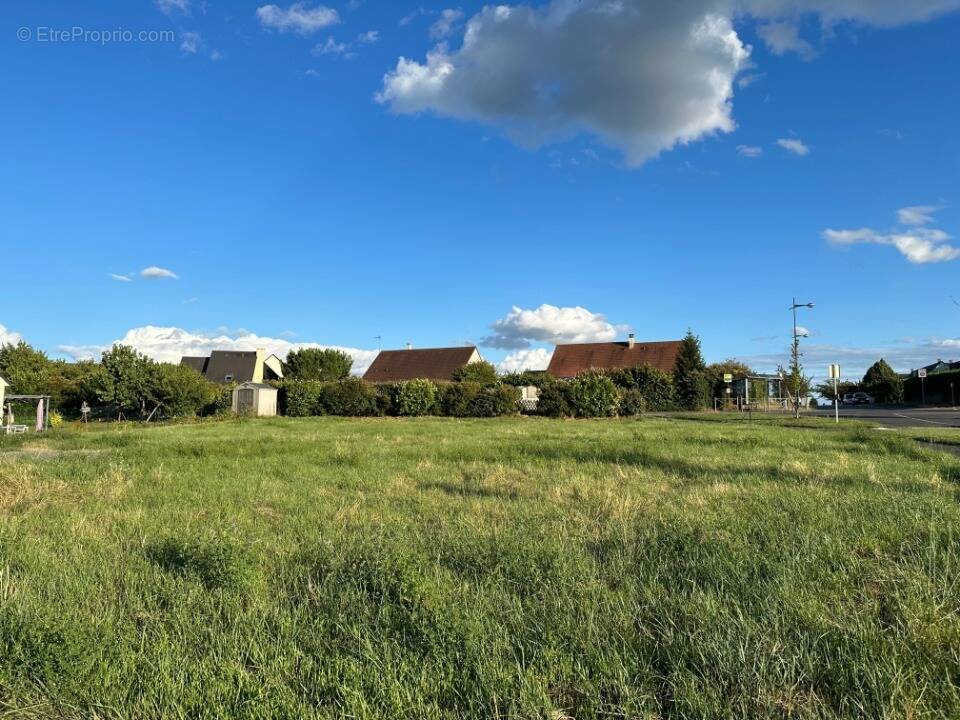 Terrain à ESVRES