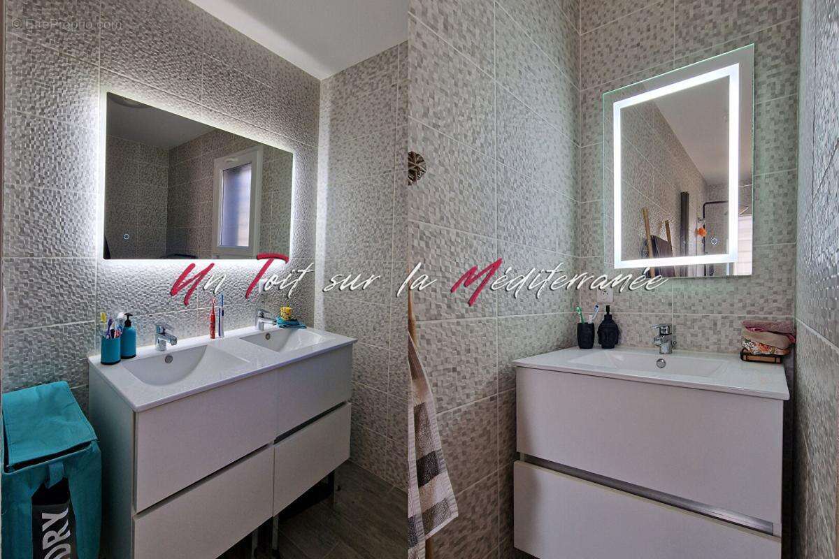 Maison à PIERREFEU-DU-VAR