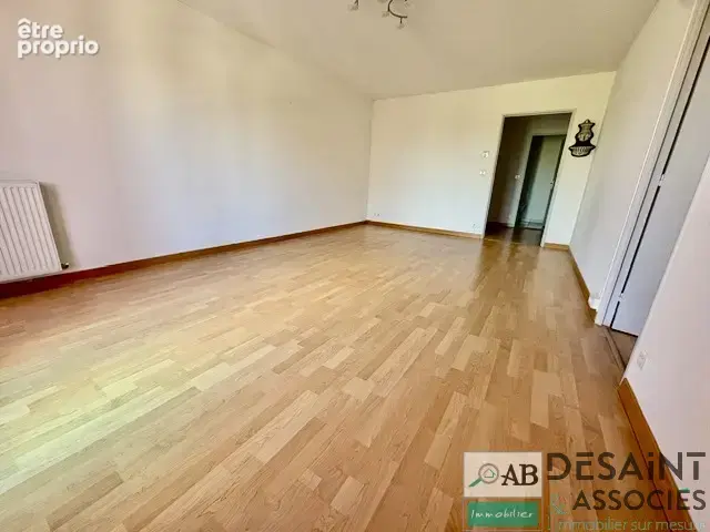 Saint Germain sur Morin appartement de 2002 de type F3 de 67 m2  avec balcon garage et place de parking - photo 3