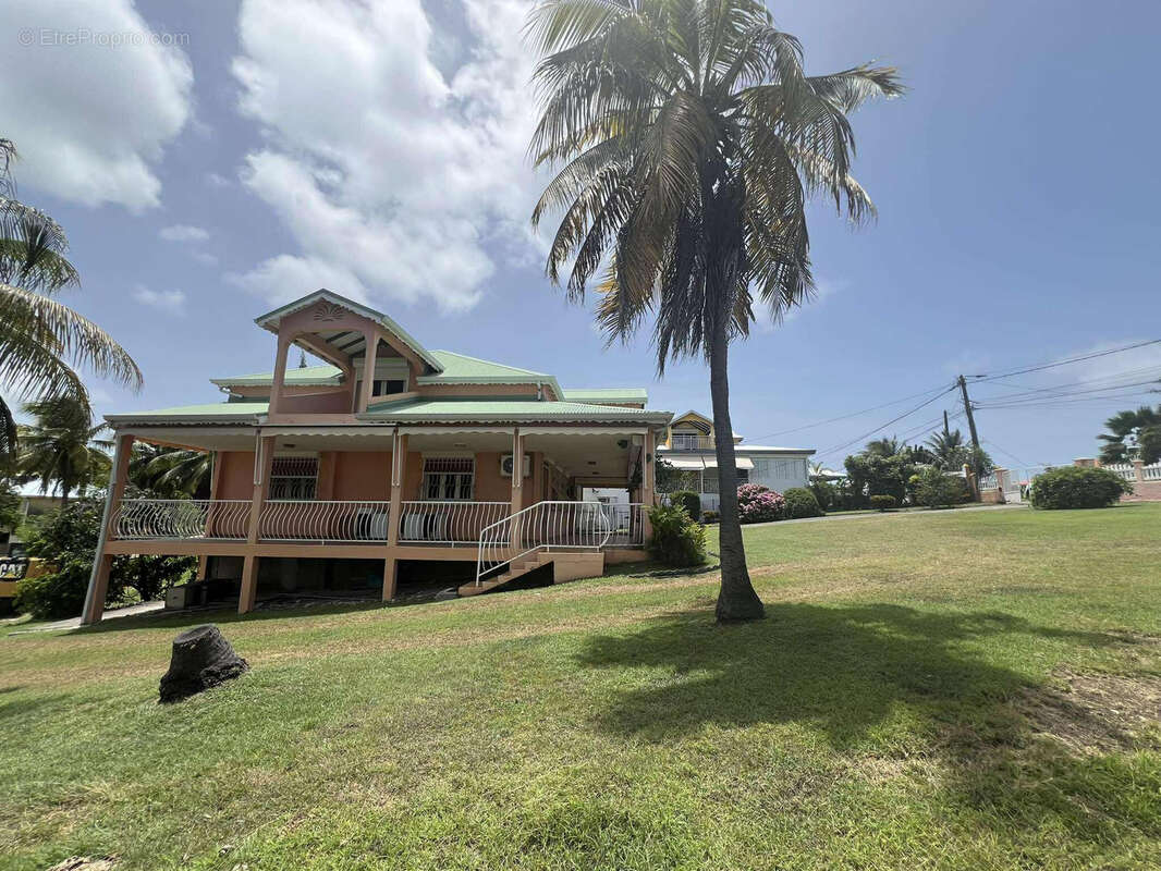 Maison à SAINT-FRANCOIS