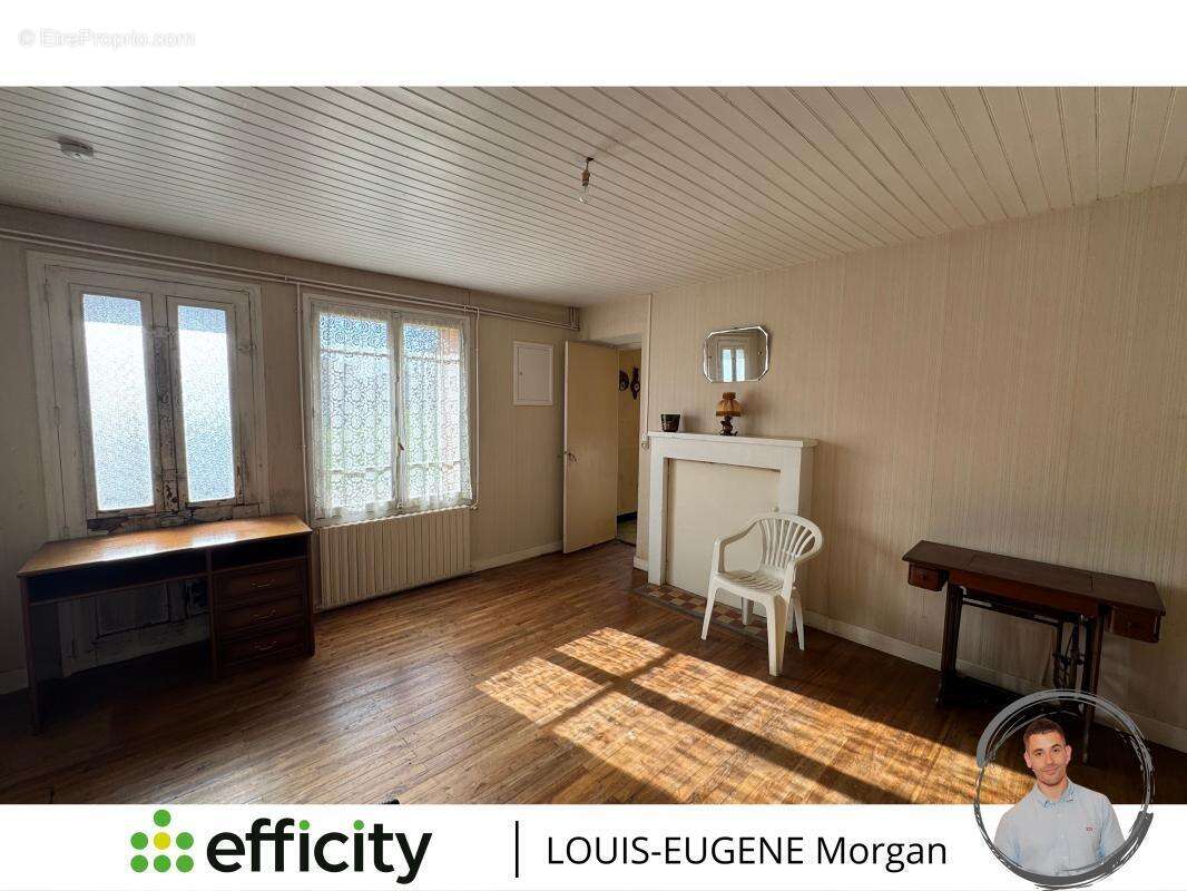 Maison à CELLE-LEVESCAULT