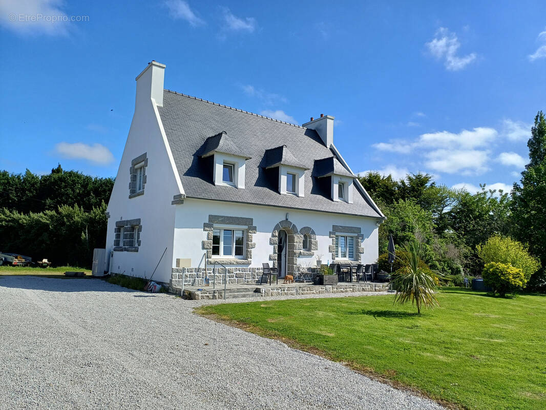 Maison à PLOUGASNOU