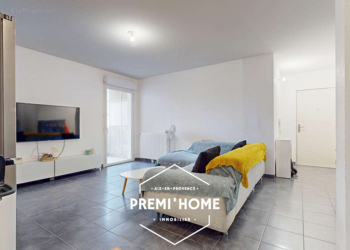 Appartement à MARSEILLE-3E