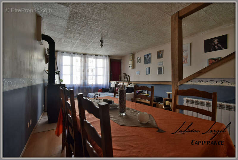 Maison à LA FERTE-MILON