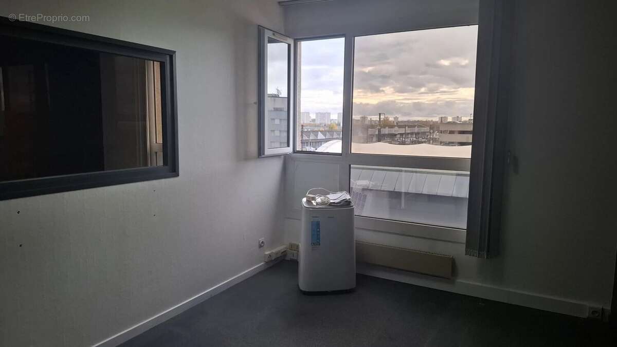 Commerce à SAINT-PIERRE-DES-CORPS