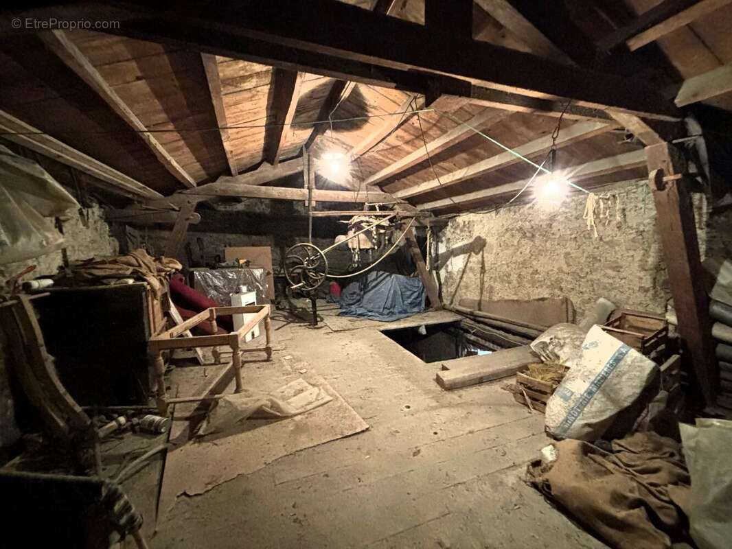 Maison à FELINES-MINERVOIS