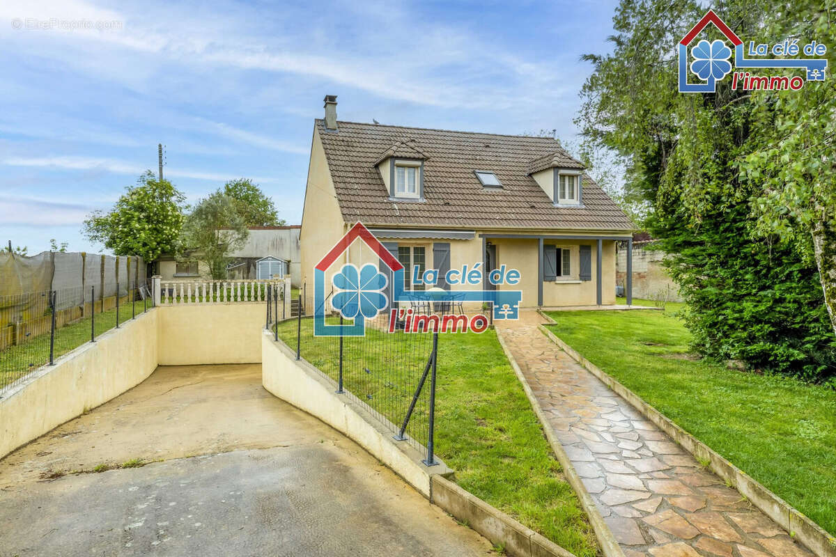 Maison 117 m² à Brie-Comte-Robert  - photo 2