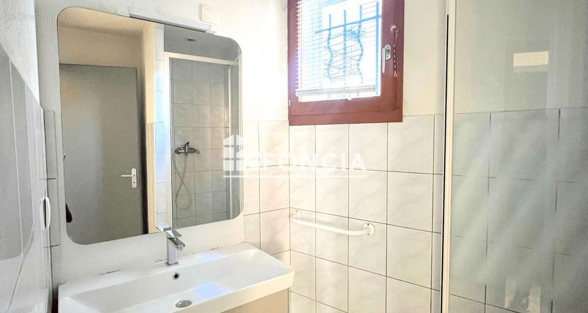 Appartement à VIZILLE
