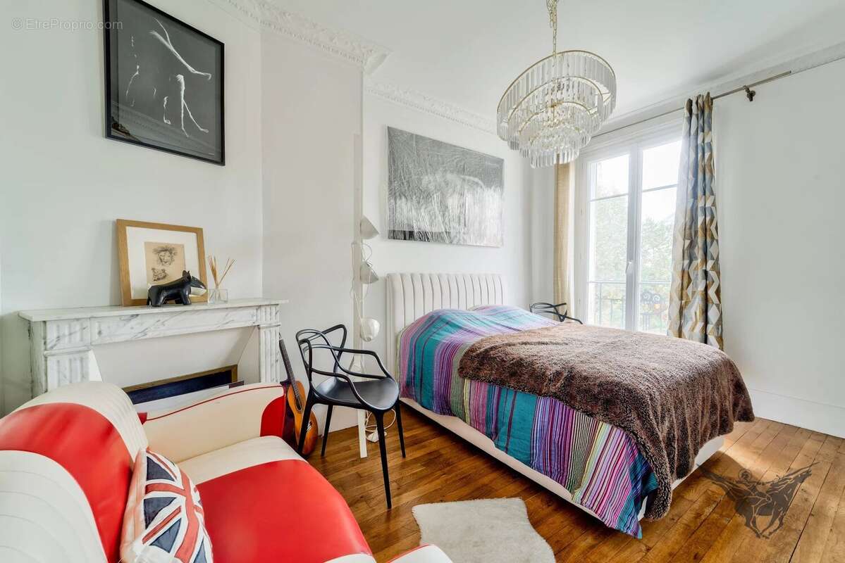 Appartement à PARIS-20E