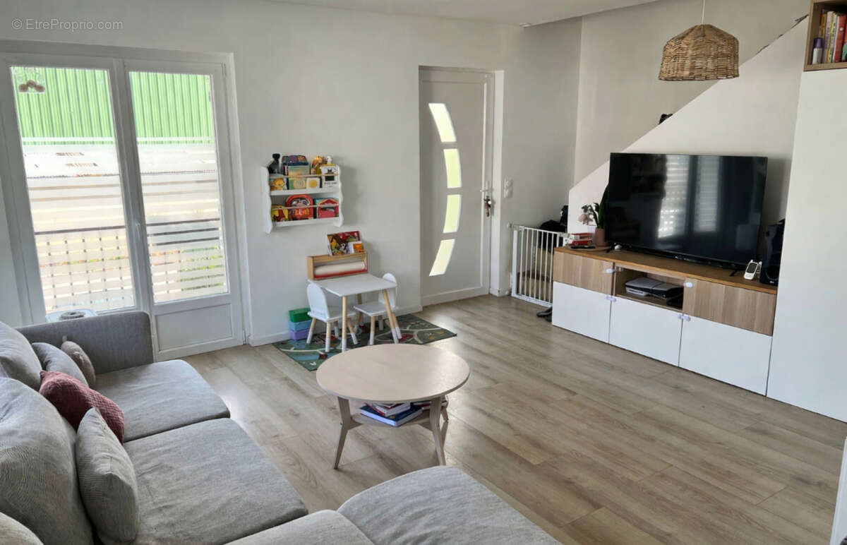 Maison à FONCQUEVILLERS