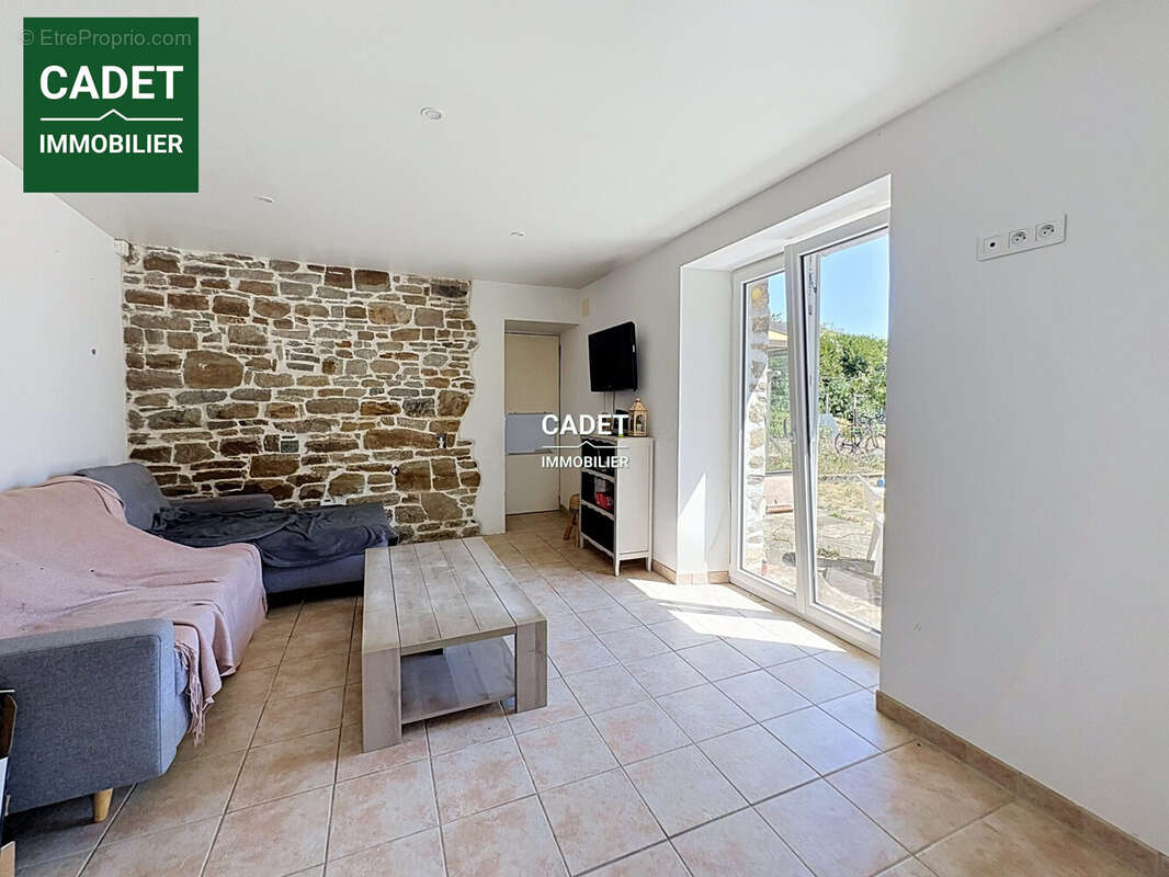 Maison 96 m² à Gavray  - photo 6