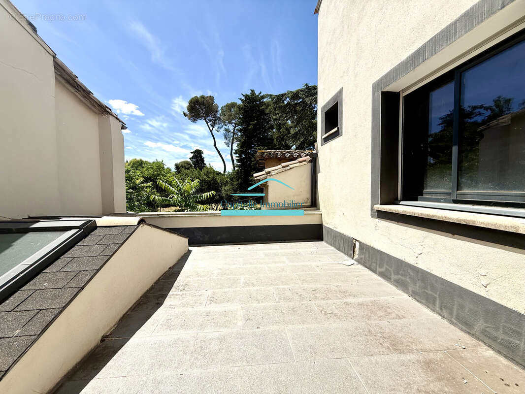 Maison à COURNONTERRAL