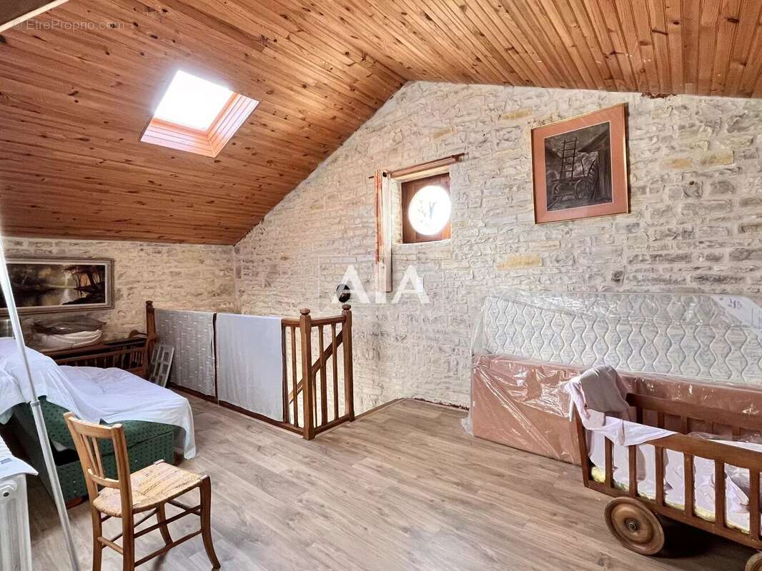 Maison à MAINE-DE-BOIXE