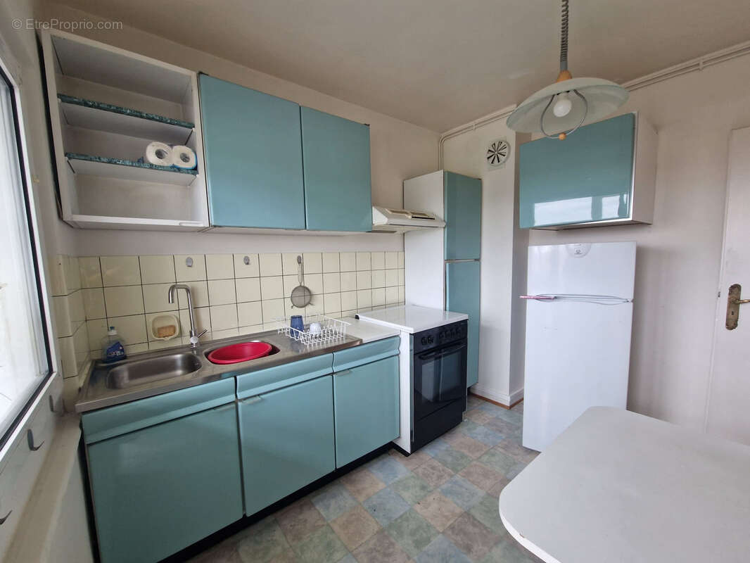À vendre   F2 de 45 m2 avec loggia   Fort potentiel locatif   Saint-Louis - photo 8