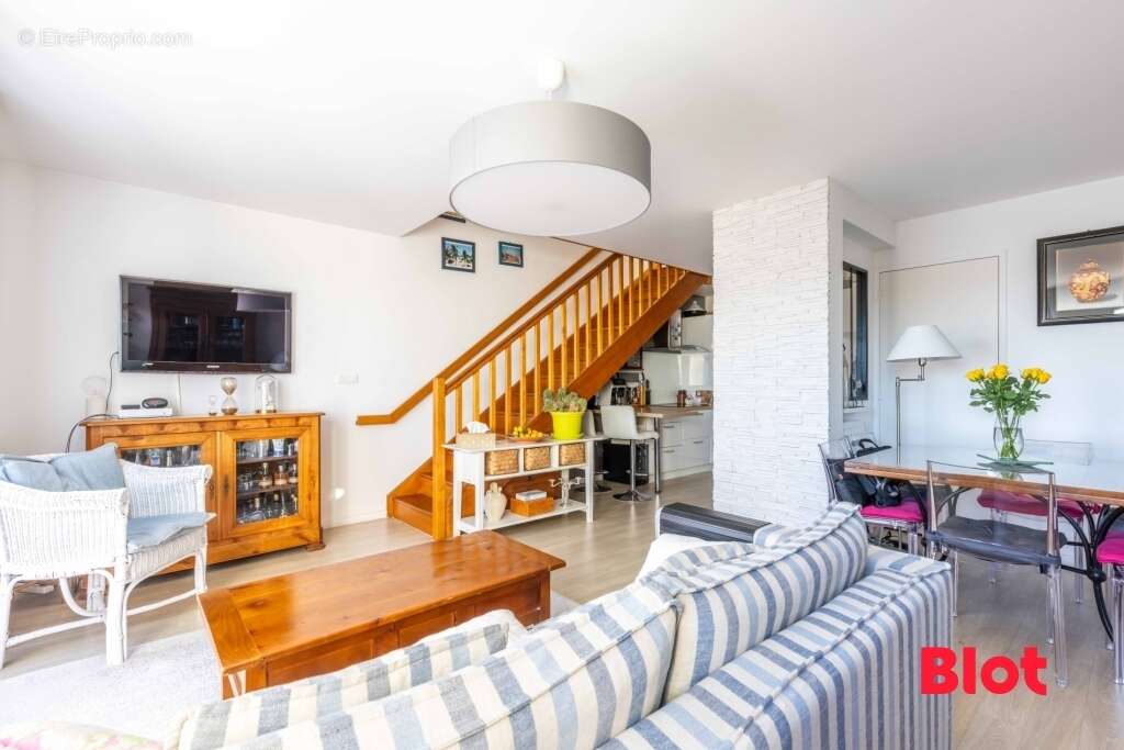 Appartement à THORIGNE-FOUILLARD