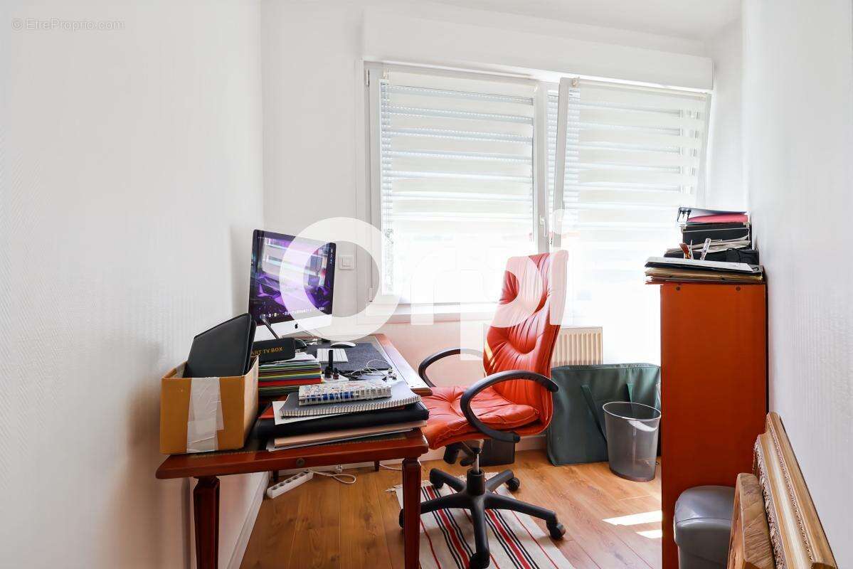Appartement 4 chambres/ bureaux et cave à DUNKERQUE, (59140) - photo 7