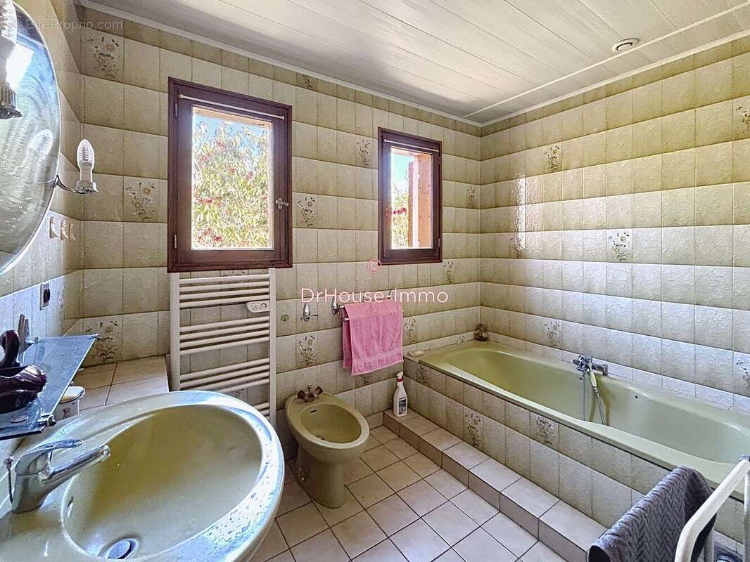 Maison à MONTAYRAL