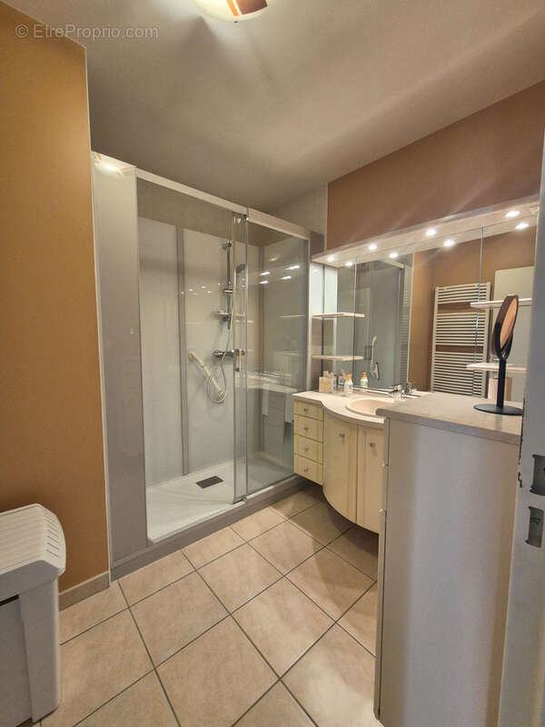 Appartement à VICHY