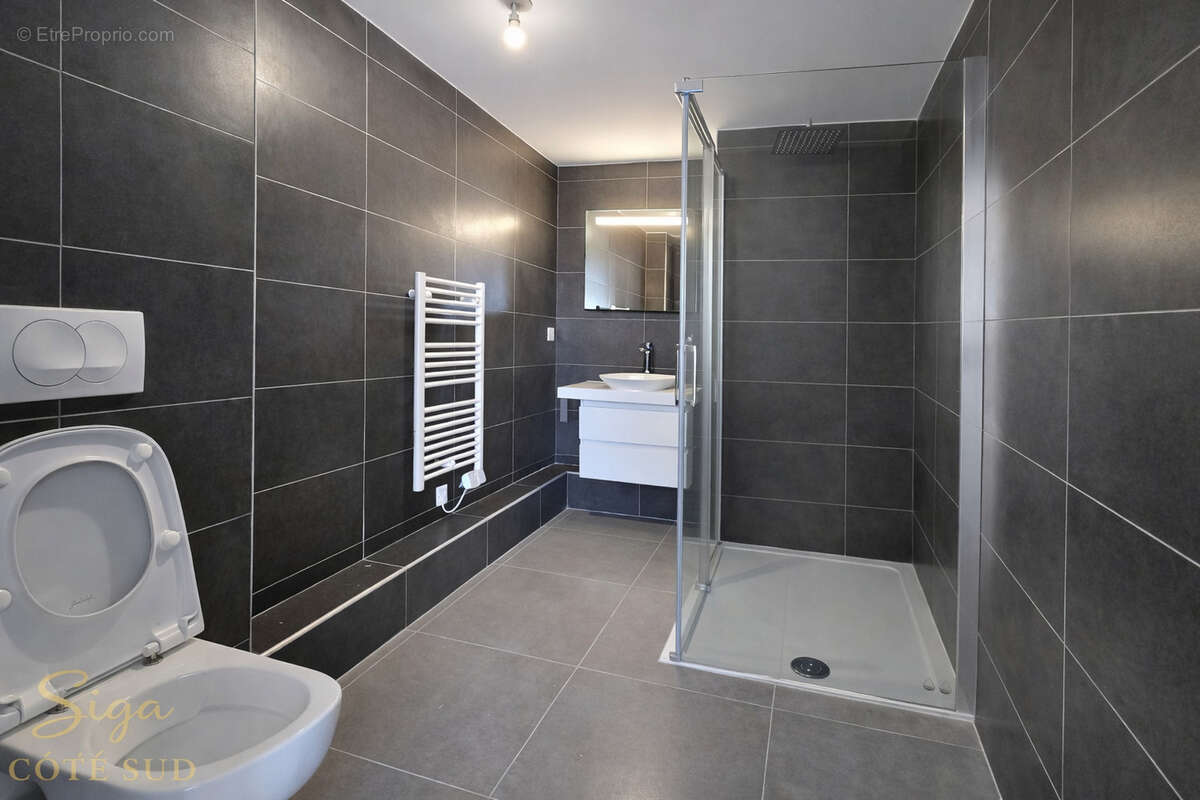 Appartement à MARSEILLE-8E
