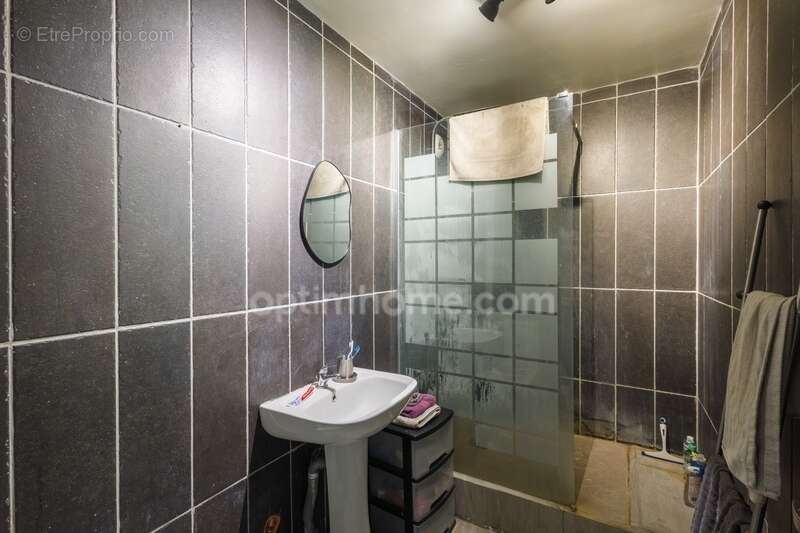 Appartement à vendre à Honfleur – 2 pièces 55 m² – Plain-pied – Rénové – Parking – Proche centre et plage - photo 5