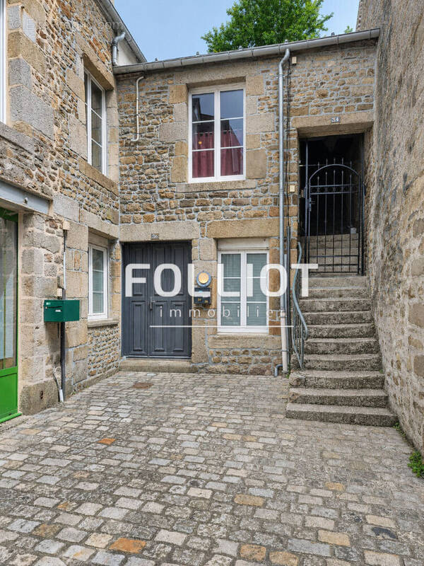 Maison à VILLEDIEU-LES-POELES