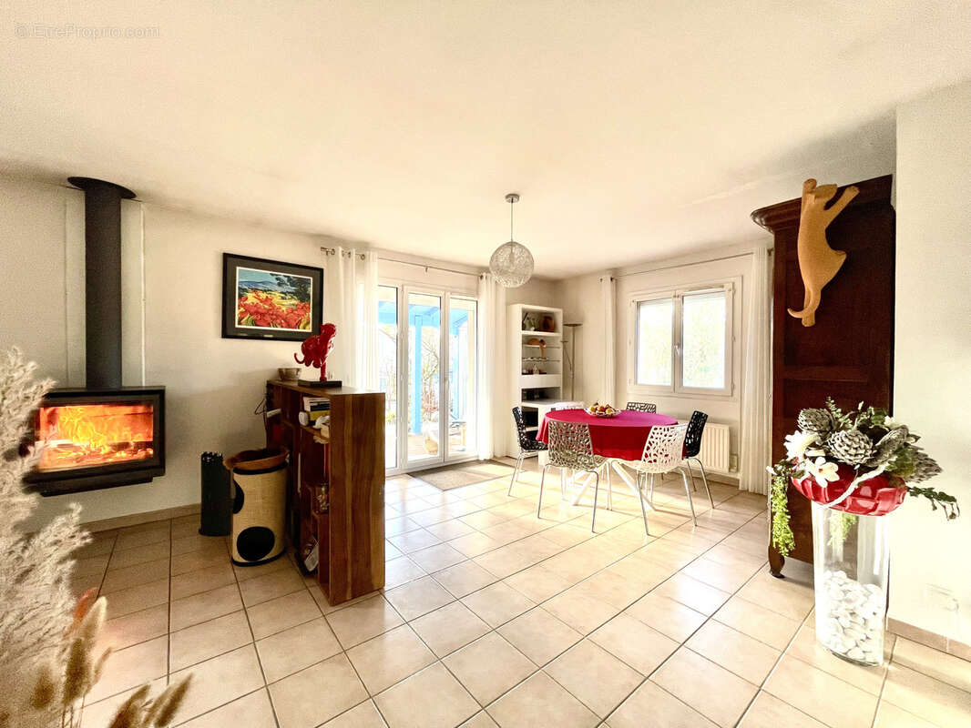 Maison à VAISON-LA-ROMAINE