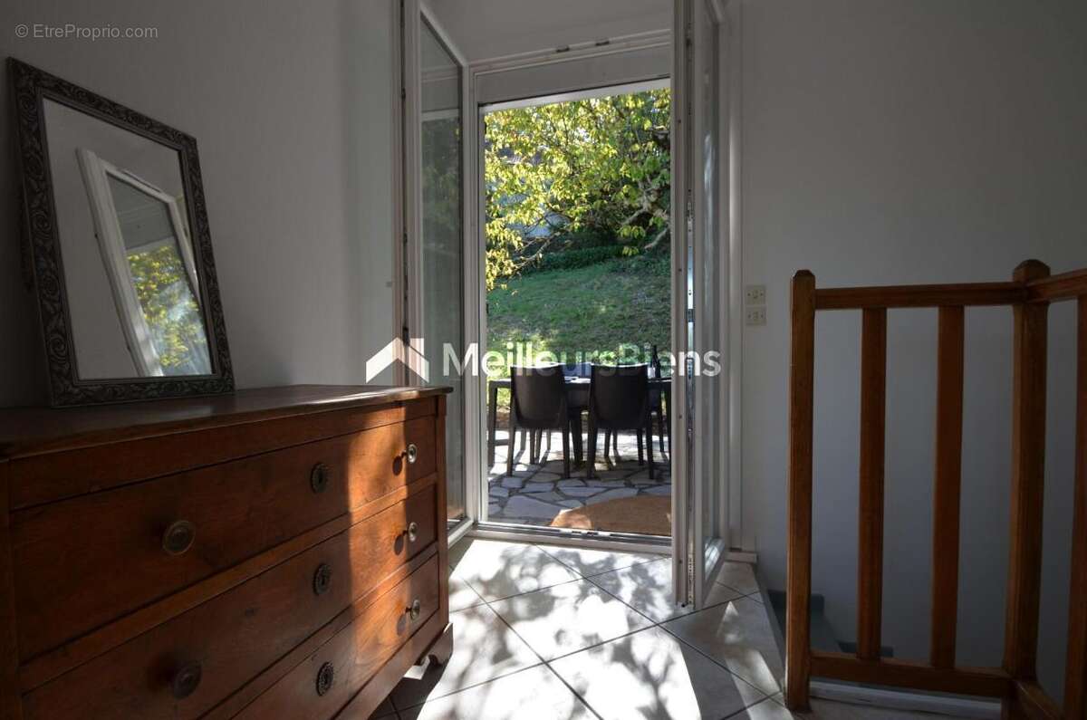 Maison à SATHONAY-CAMP