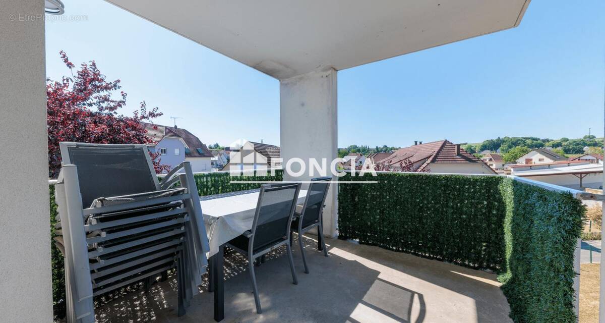 F3 de 72 m² avec terrasse, garage et parking - Résidence calme et sécurisée ! - photo 1