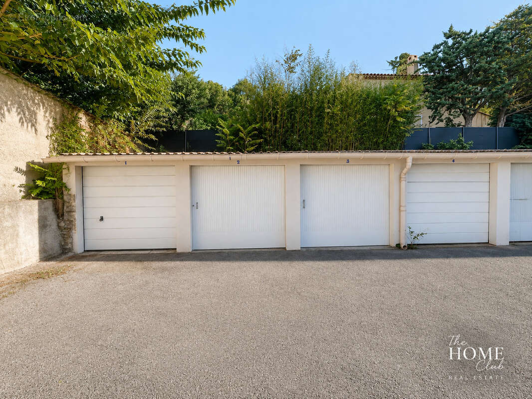 Appartement T3 en rez-de-chaussée avec garage et parking privatif - photo 10
