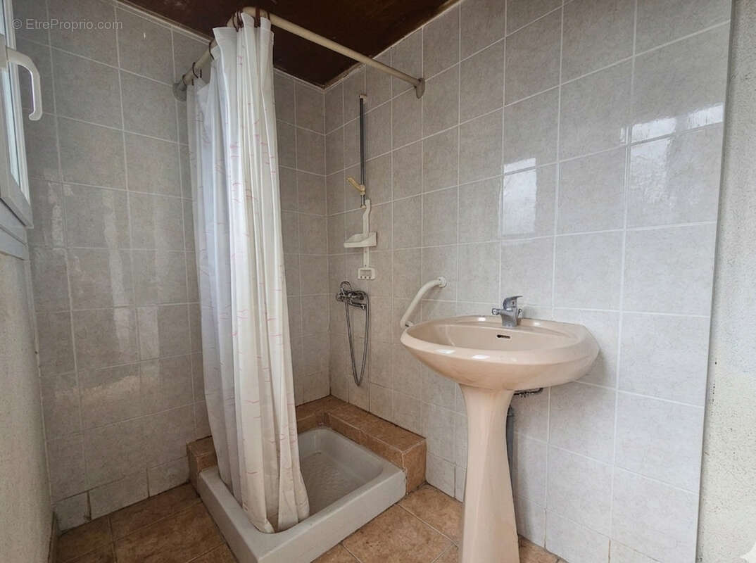 Maison de bourg la romagne 4 chambres - photo 7